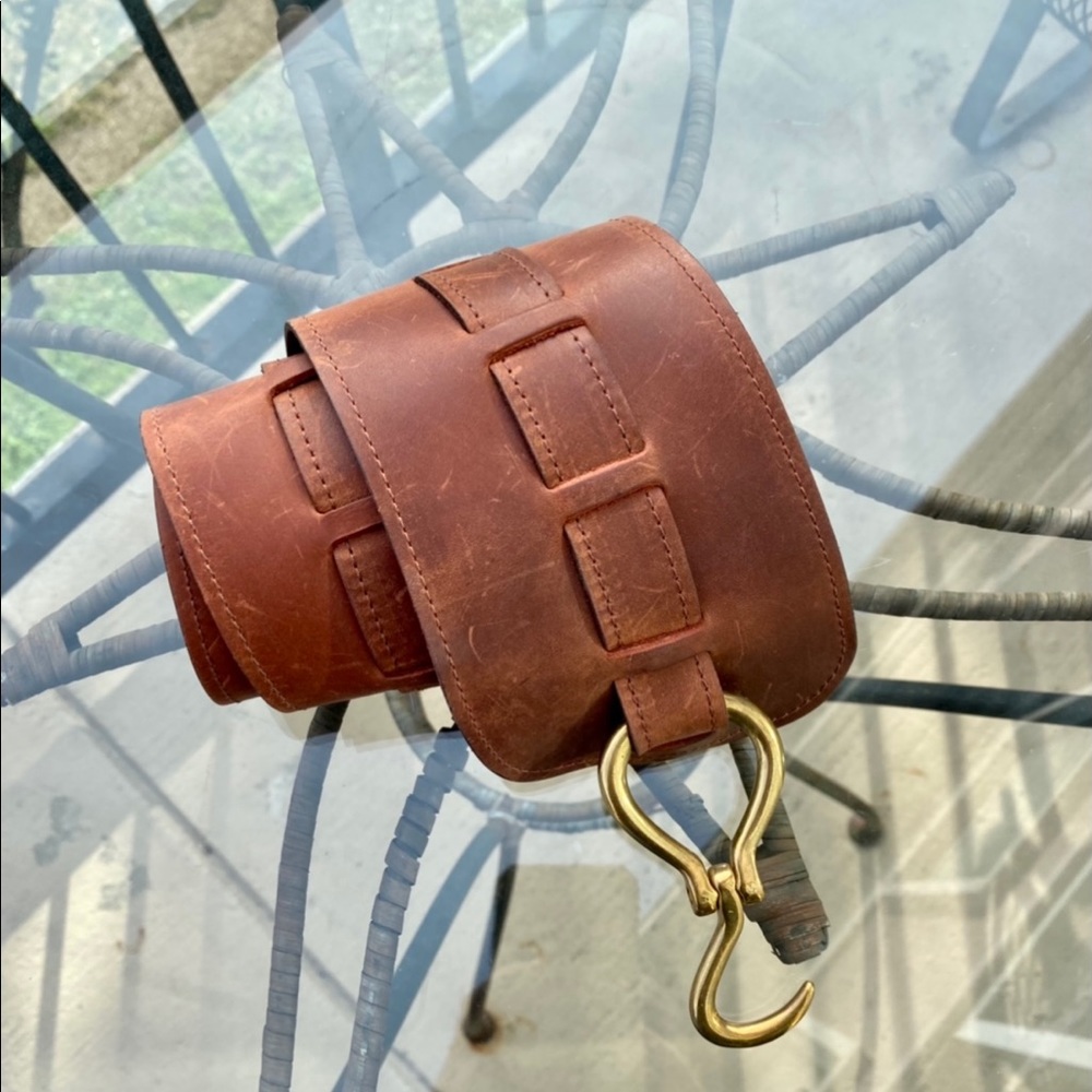 J PETERMAN LEATHER BELT MADE IN KENTUCKY